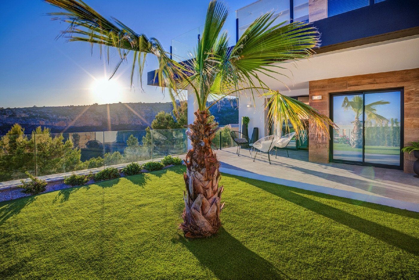 « Montecala Gardens » appartement moderne avec jardin privé